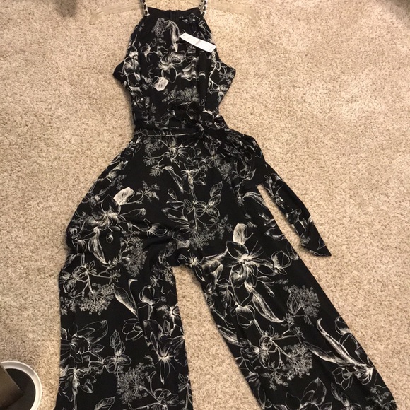 Black floral jumpsuit - Picture 5 of 5